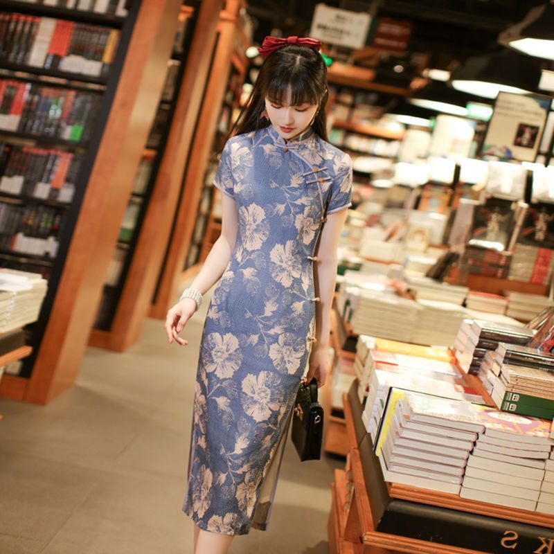 Blue floral Chinese dress oriental qipao dress Improved version retro cheongsam dress retro elegant young girl cheongsam skirt