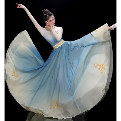 Chinese folk Classical dance costume gradient color fairy empress princess dresses female elegant Chinese style opening dance Xinjiang dance big swing skirt 