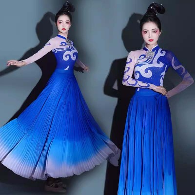 Royal blue gradient chinese folk dance dress Dai Yi dance costumes Female  women flowing ethnic minority dance dress hanfu fairy fan umbrella Swing skirt art test suit