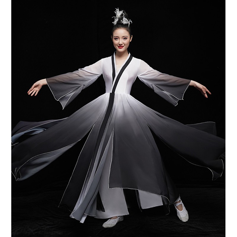 Women black with white gradient colored Chinese folk dance dress ancient traditional classical dance costumes Yangko umbrella dance fairy princess hafu for woman