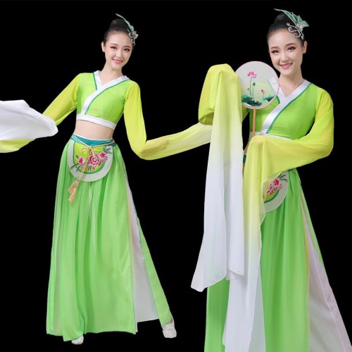 Women girls Chinese folk Classical dance costumes Green Waterfall sleeves cai wei dance fairy dresses  art test throwing sleeves elegant Chinese style adult fan umbrella performance clothes 