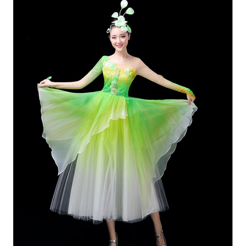 Women's chinese folk dance dresses modern dance green opening dance dress gradient colored modern dance chorus singers stage performance dress